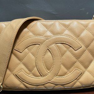 caviar leather diamond quilted CC timeless shoulder bag in beige
